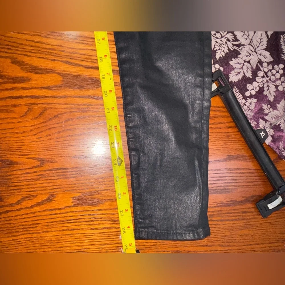 Adriano Goldsmied absolute leggings. Black coated skinny jeans. - Picture 9 of 10